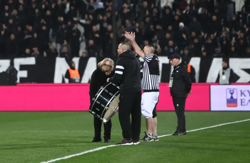 τουμπα μανα οπαδού