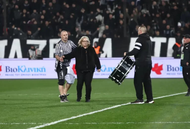 τουμπα μανα οπαδού