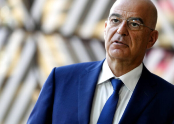Συλλυπητήρια Ν. Δένδια για το θάνατο της Γλύκατζη - Αρβελέρ: «Εμβληματική Ιστορικός»