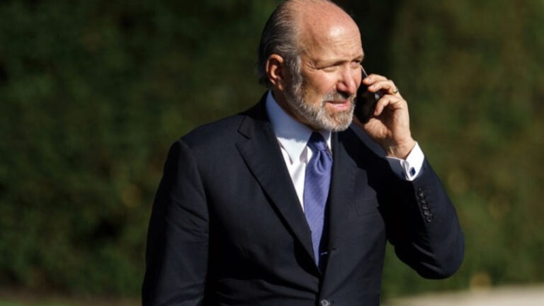 Τα νέα έγγραφα για τον Έπσταϊν «καίνε» και τον Λούτνικ - Τι απαντάει ο υπουργός