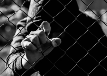 Θεσσαλονίκη: Συνελήφθη 16χρονος για «revenge porn» και σωματική βλάβη σε δύο ανήλικες