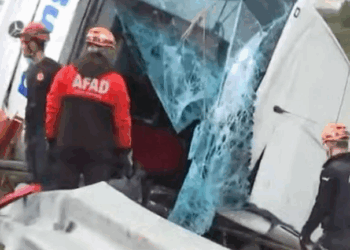 Τουρκία: 9 νεκροί και 25 τραυματίες σε δυστύχημα με λεωφορείο στην Αττάλεια - Δείτε βίντεο