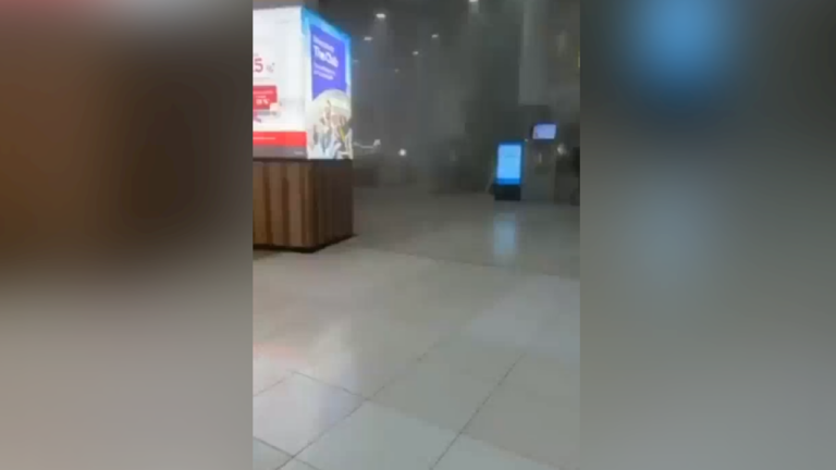 Τραυματίες και ζημιές από ιρανική επίθεση με drone στο αεροδρόμιο του Κουβέιτ - Δείτε βίντεο