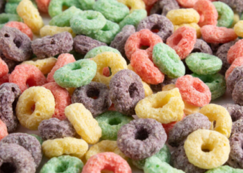 Υπερεπεξεργασμένα τρόφιμα: Μοιάζουν περισσότερο με τσιγάρα παρά με φαγητό, σύμφωνα με νέα μελέτη