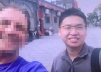 Υπόθεση κατασκοπείας: Φωτογραφίες-ντοκουμέντα του σμηνάρχου με τον «χειριστή» και τον «προϊστάμενο»