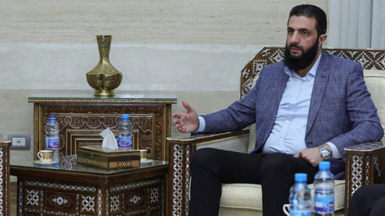 Αλ Σάρα: «Θέλουμε τη Συρία μακριά από τον πόλεμο»