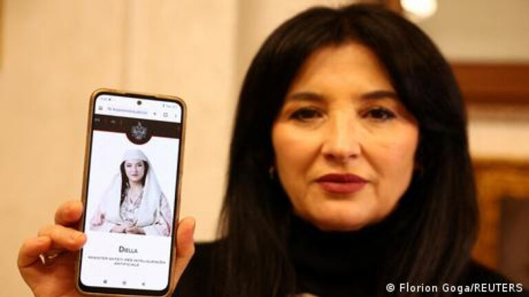 Αλβανία: Η πρώτη ψηφιακή υπουργός στο… εδώλιο