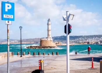 Αντοχές δείχνει ο τουρισμός της Κρήτης παρά τις γεωπολιτικές εντάσεις - Σχέδιο δράσης από το Επιμελητήριο Χανίων