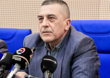 Απάντηση Κουρέτα στον Φλωρίδη: Με την έγκριση του υπουργείου το 1,3 εκατ. για την αίθουσα