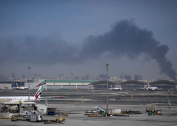 Χάος στα αεροδρόμια παγκοσμίως λόγω του πολέμου στη Μέση Ανατολή - Το μεγαλύτερο πλήγμα μετά την πανδημία
