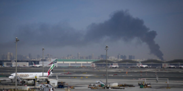 Χάος στα αεροδρόμια παγκοσμίως λόγω του πολέμου στη Μέση Ανατολή - Το μεγαλύτερο πλήγμα μετά την πανδημία