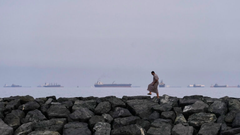 «Ελέγχουμε το Στενό του Ορμούζ - Χτυπήσαμε το αρχηγείο της Σιν Μπετ» υποστηρίζει η Τεχεράνη