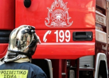 Ενας νεκρός από πυρκαγιά σε εγκαταλελειμμένο κτίριο στο Μεταξουργείο