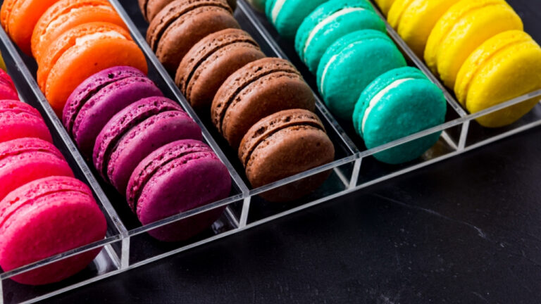 Εορτολόγιο: Ποιοι γιορτάζουν σήμερα 1 Μαρτίου