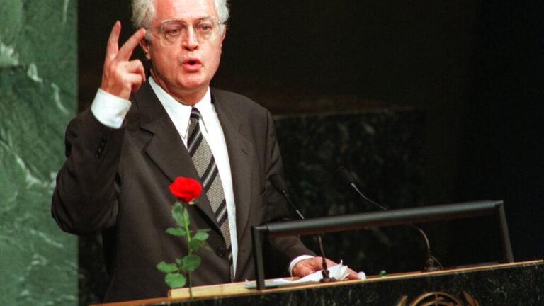 Γαλλία: Σύσσωμος ο πολιτικός κόσμος αποχαιρέτισε τον πρώην πρωθυπουργό, Λιονέλ Ζοσπέν