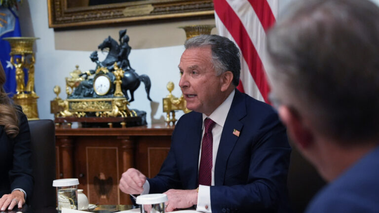 Γουίτκοφ: Ισχυρές ενδείξεις ότι μια συμφωνία με το Ιράν είναι πιθανή 