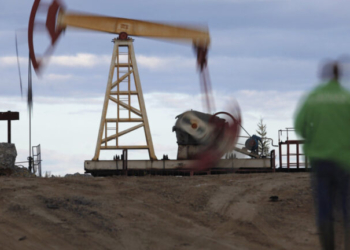 Η Ουάσινγκτον εξετάζει την άρση των κυρώσεων σε περισσότερο ρωσικό πετρέλαιο