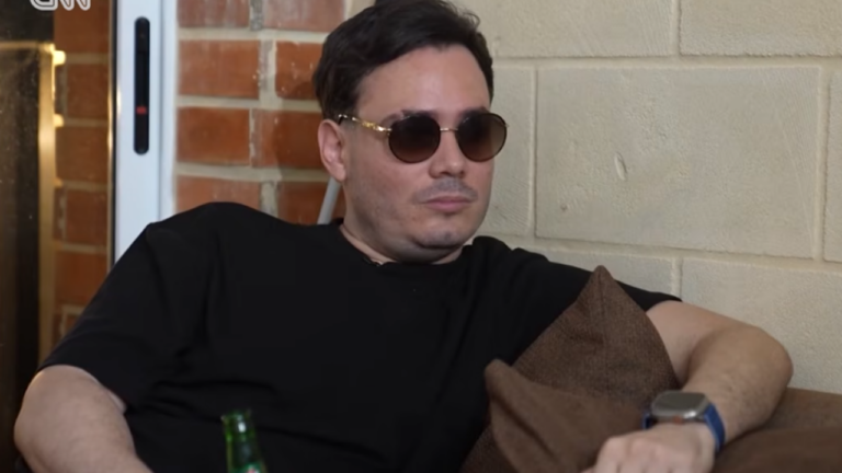 Η πλούσια ζωή του εγγονού του Φιντέλ Κάστρο - Ο προκλητικός influencer που θέλει συμφωνία με τον Τραμπ