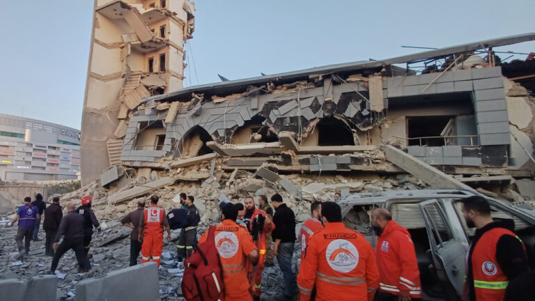 Ιράν: Δεν έχουμε χρησιμοποιήσει ακόμα τα πλέον προηγμένα όπλα μας