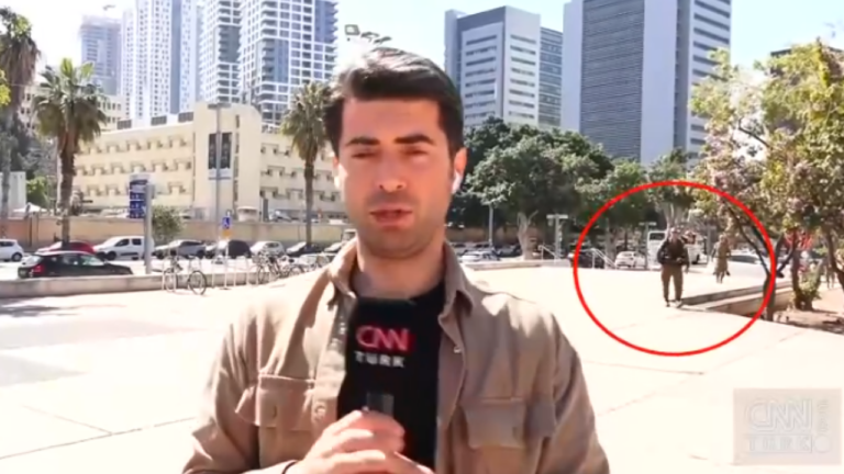 Ισραηλινοί αστυνομικοί συνέλαβαν live Τούρκους δημοσιογράφους του CNN Turk - Δείτε βίντεο