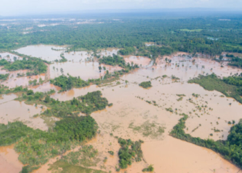 Κλιματική κρίση: Λειψυδρία και πλημμύρες δοκιμάζουν τη χώρα - Στο τραπέζι λύσεις και πολιτικές