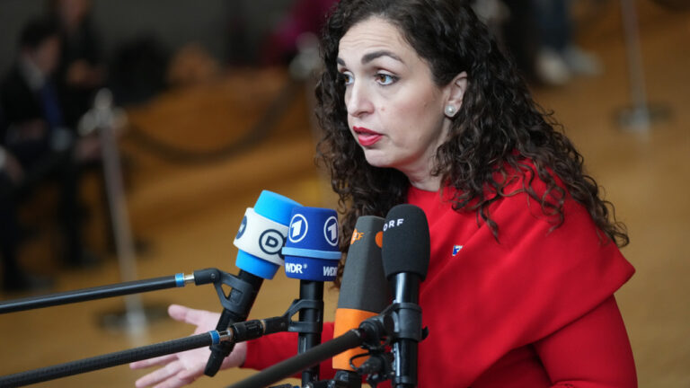 Κόσοβο: Η πρόεδρος της Δημοκρατίας διέλυσε τη Βουλή - Προς νέες βουλευτικές εκλογές