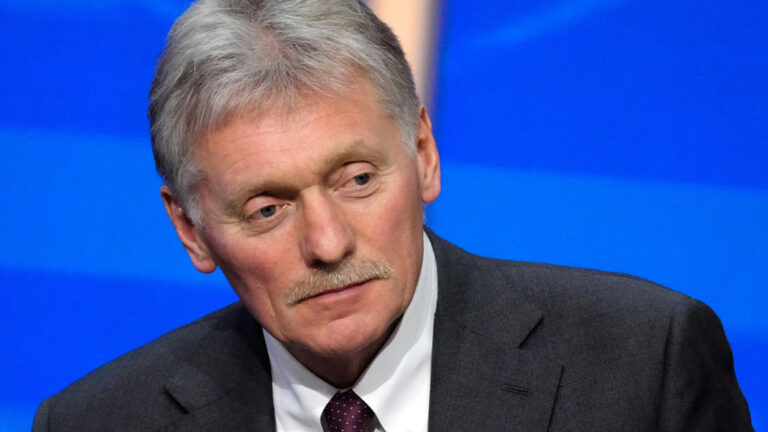 Κρεμλίνο: Συμφέρον μας να συνεχιστούν οι ειρηνευτικές συνομιλίες με Ουκρανία