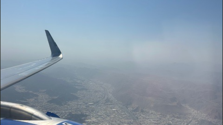 Κρίση στη Μέση Ανατολή: Eπαναπατρίστηκαν Έλληνες από το Ομάν