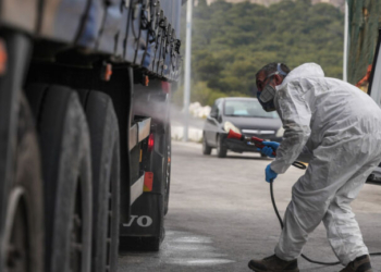 Κρήτη: Συνεχίζονται οι προληπτικές απολυμάνσεις σε 16 σταθμούς για την ευλογιά