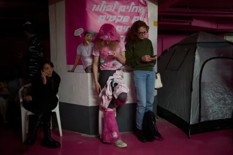 Μία Κυριακή στα καταφύγια του Τελ Αβίβ - Δείτε φωτό