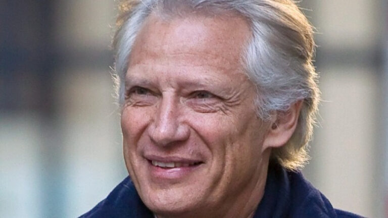 Ντομινίκ ντε Βιλεπέν για κρίση στη Μέση Ανατολή: Οι ΗΠΑ βρίσκονται στα χέρια εντελώς ανεύθυνων ανθρώπων