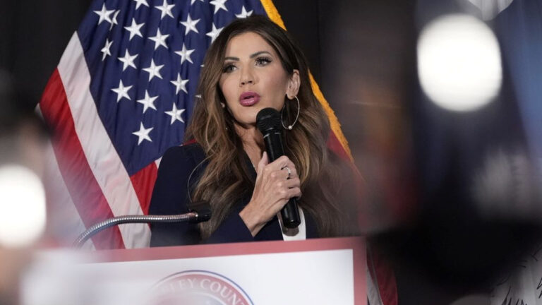 Ο Τραμπ απέπεμψε την Κρίστι Νόεμ από το υπουργείο Εσωτερικής Ασφάλειας