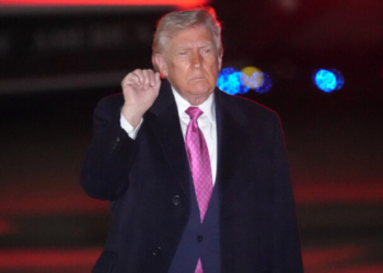 Ο Τραμπ δηλώνει διαρκώς ότι νίκησε στο Ιράν, αλλά η πραγματικότητα τον διαψεύδει