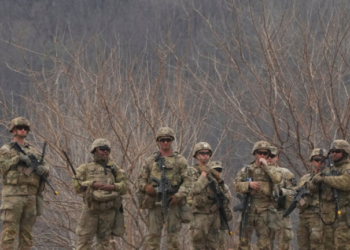 Οι ΗΠΑ «ζυγίζουν» την αποστολή ενισχύσεων στη Μέση Ανατολή