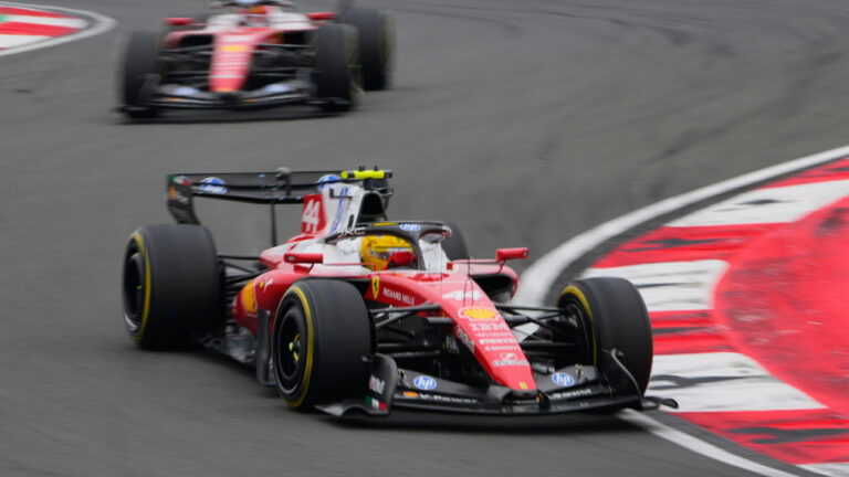 Οι πολυτελείς μάρκες Ferrari και Maserati σταματούν τις παραδόσεις στη Μέση Ανατολή