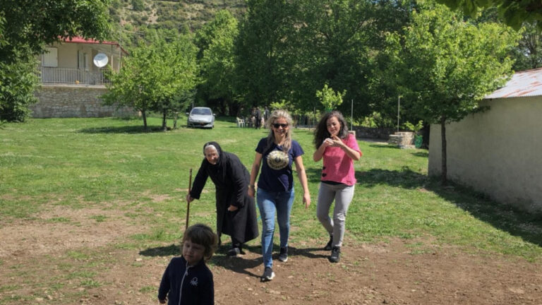 Παγκόσμια Ημέρα της Γυναίκας: Γυναίκες που κράτησαν όρθιες μικρές τοπικές κοινωνίες - Η γιαγιά Κωνστάντω