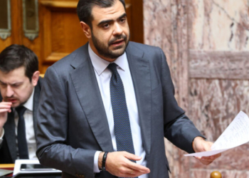 Παύλος Μαρινάκης: «Αποχαιρετούμε την Μαρινέλλα με σεβασμό και ευγνωμοσύνη για όσα μας χάρισε»