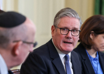 Στάρμερ: «Θα πρέπει να είμαστε προετοιμασμένοι για παρατεταμένη σύγκρουση στη Μέση Ανατολή»