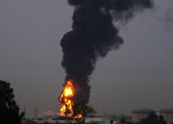 Στο κατώφλι του ενεργειακού χάους η Μέση Ανατολή: Ποιες υποδομές χτύπησε το Ιράν