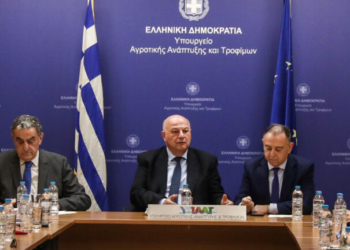 Συνάντηση ΥΠΑΑΤ με τυροκόμους και κτηνοτρόφους της Λέσβου για την αντιμετώπιση του αφθώδους πυρετού