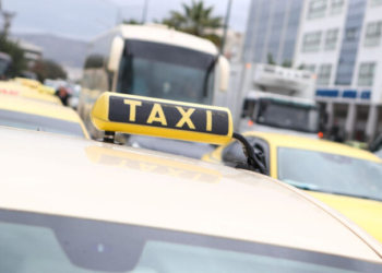 Ταξί: Πανελλαδική απεργία και την Τετάρτη