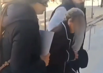 Θεσσαλονίκη: Στα δικαστήρια η 77χρονη - Ισχυρίζεται πως ο σύζυγός της πέθανε μετά από πτώση (Βίντεο)