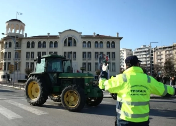 Θεσσαλονίκη: Τρακτέρ στο κέντρο της πόλης - Βίντεο, φωτογραφίες