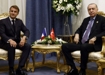 Τηλεφωνική επικοινωνία Ερντογάν-Μακρόν: Ζητά αυξημένη συνεργασία με ΝΑΤΟ η Άγκυρα