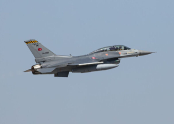 Τουρκικές προκλήσεις στο Αιγαίο: F-16 σε σχηματισμό παραβίασαν τον ελληνικό εναέριο χώρο
