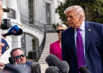 Τραμπ: Δεν πιστεύω ότι το Ιράν κατάφερε να ποντίσει νάρκες - Ασφαλές για τα πλοία το Στενό του Ορμούζ