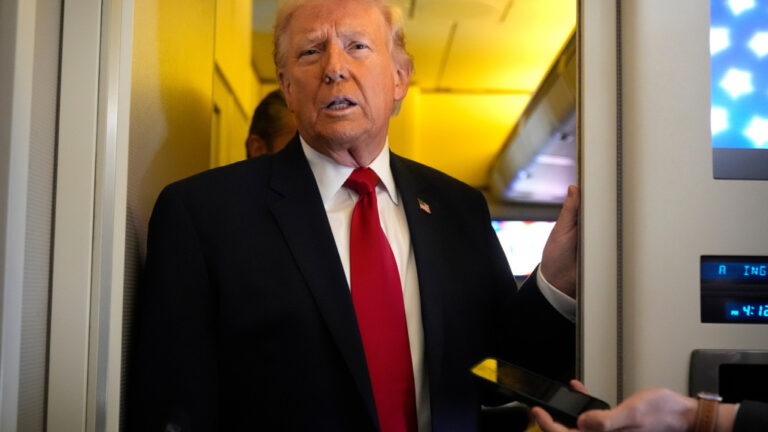 Τραμπ: Είναι «πολύ νωρίς» για να συζητάμε για κατάσχεση του πετρελαίου του Ιράν