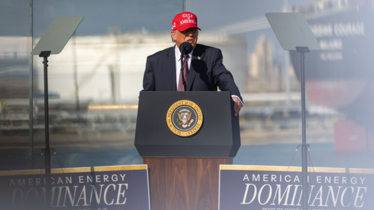 Τραμπ για Ιράν: Θα χρειαστούν χρόνια για να ανακάμψουν - Οι 2 λόγοι που έδωσα εντολή για την επίθεση