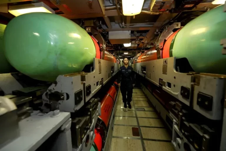 USS Minnesota: Το αμερικανικό υποβρύχιο που, σύμφωνα με αναφορές, βύθισε την ιρανική φρεγάτα στη Σρι Λάνκα 