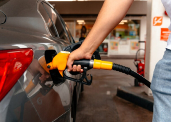 Βόρεια Μακεδονία: Μειώνει τον ΦΠΑ στα καύσιμα λόγω πολέμου στη Μέση Ανατολή